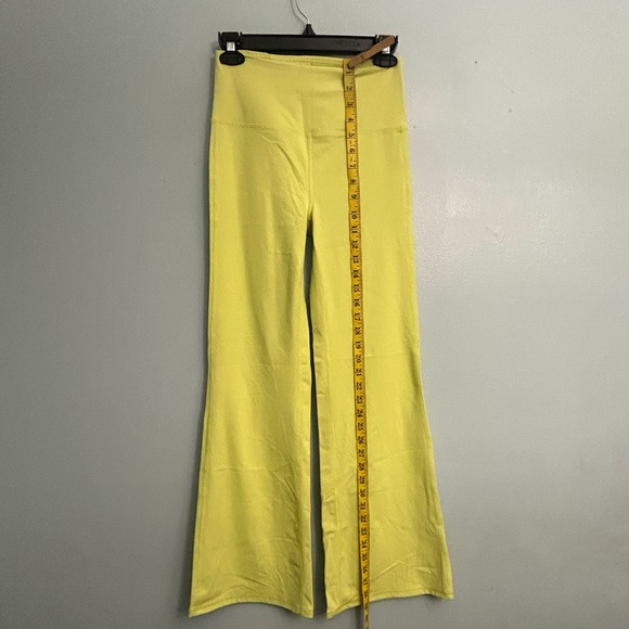 Happily Grey flare leggings - Picture 3 of 11